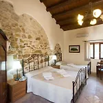 Relais Passamonte & *