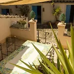 Relais Passamonte & *