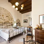 Relais Passamonte & Фермерский дом Кьярамонте-Гульфи