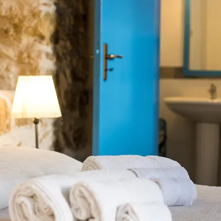 Relais Passamonte & בית חווה
