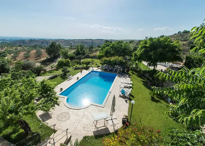 Relais Passamonte Resort&rooms Séjour à la ferme Chiaramonte Gulfi